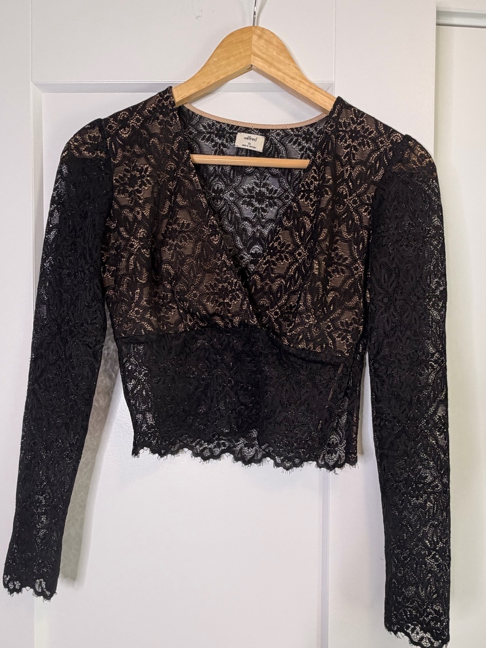 Wilfred Black Lace Long-Sleeve Wrap Crop Top